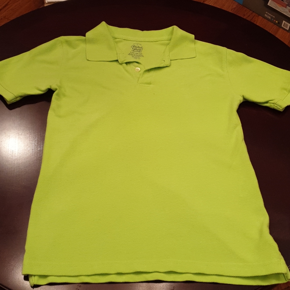 Boys Large (10-12) Short-Sleeved Collared Shirt